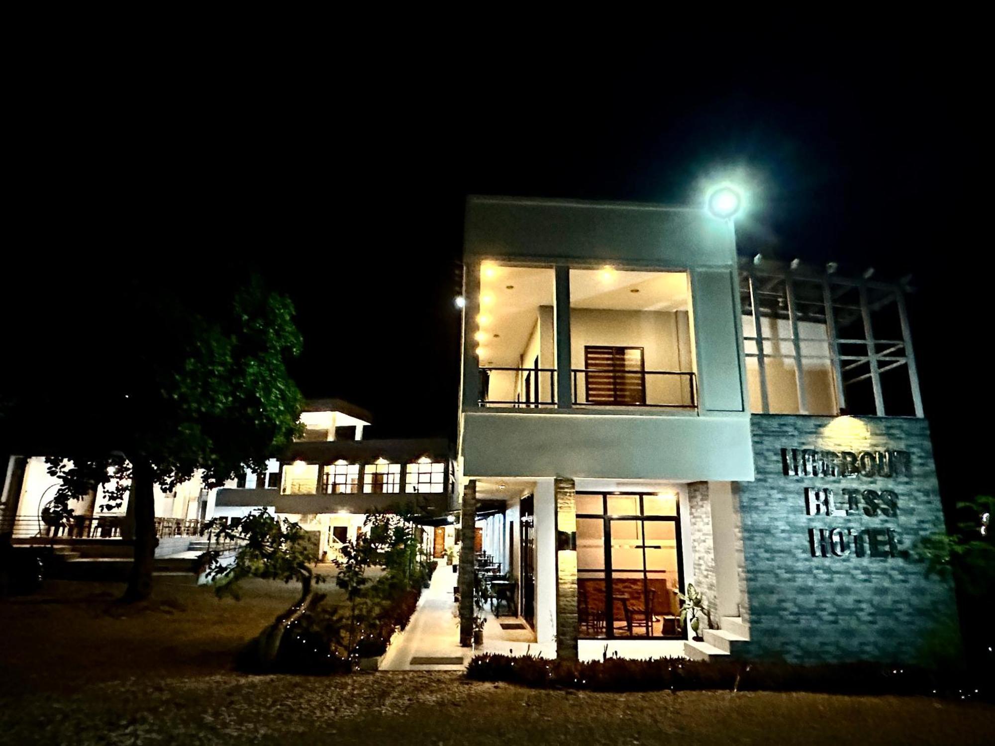 Harbour Bliss Hotel Coron Dış mekan fotoğraf